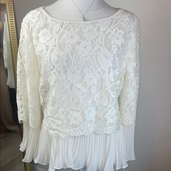 Retail $725 Edward Achour Paris Lace and Pleats White Blouse French Romantic Top - Picture 2 of 9